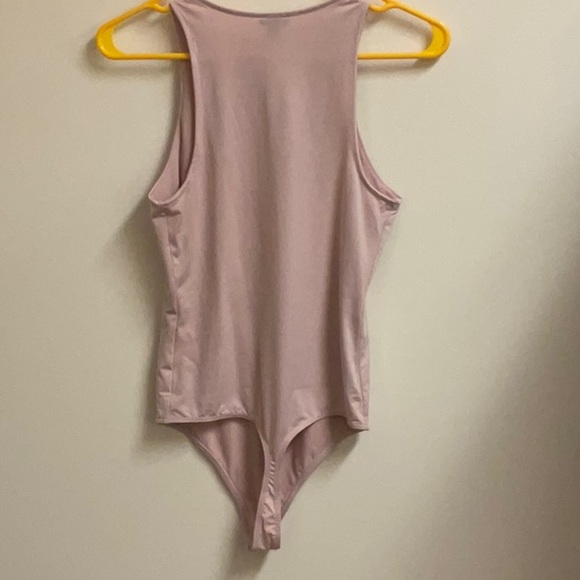 NWT Express bodycon sleeveless light pink bodysuit, size S - Picture 2 of 7